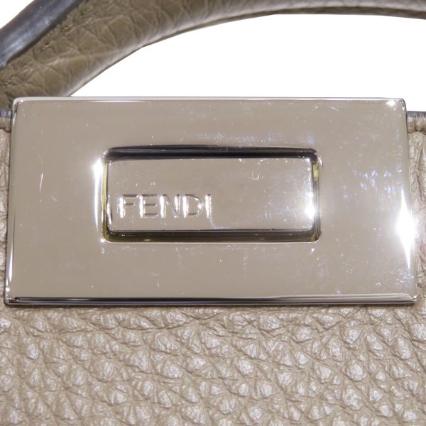 imgrc0086168607 Fendi Peekaboo Selleria Leather Simple Han Bag Greige