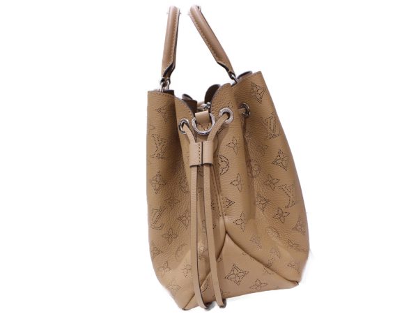 imgrc0087091719 Louis Vuitton Bella Mahina Handbag Light Brown