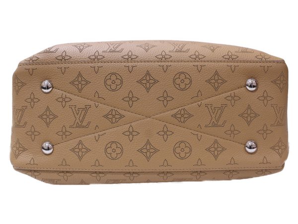 imgrc0087091721 Louis Vuitton Bella Mahina Handbag Light Brown