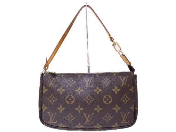 imgrc0087511626 Louis Vuitton Pochette Accessoire Pouch Monogram