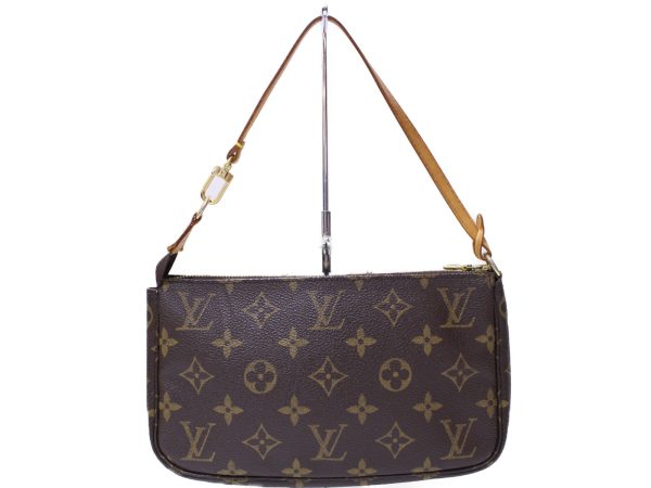 imgrc0087511629 Louis Vuitton Pochette Accessoire Pouch Monogram