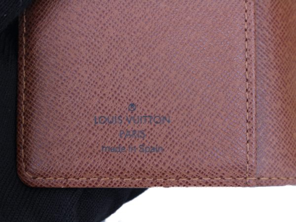 imgrc0088092841 Louis Vuitton Azienda PM Notebook Cover Brown