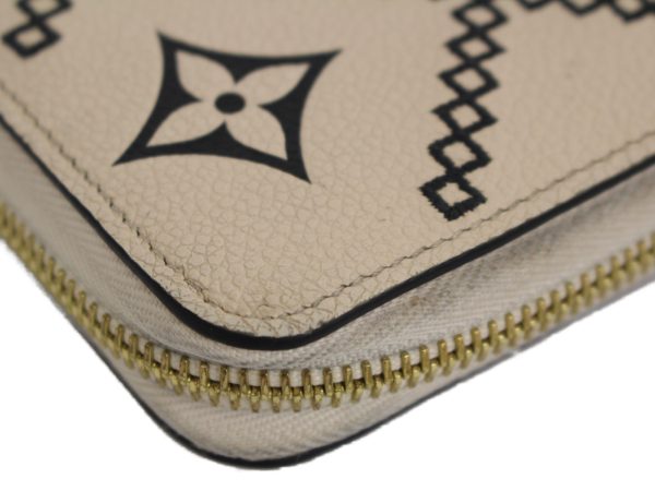 imgrc0089532127 Louis Vuitton Zippy Long Wallet Claim Ivory White