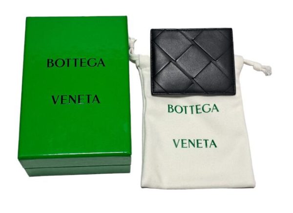 imgrc0091636831 Bottega Veneta Maxi Intrecciato Card Case Leather Black