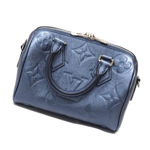 imgrc0091858612 Gucci Shoulder Bag Leather PVC Navy