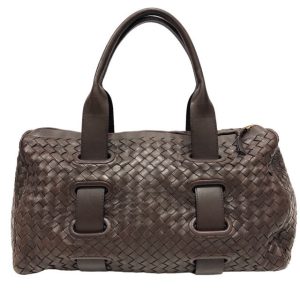 imgrc0092964836 Louis Vuitton District PM NV2 Monogram Eclipse Shoulder Bag Black