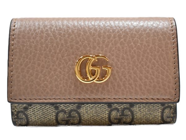 imgrc0094028638 Gucci GG Marmont Leather Key Case Pink Beige GG Supreme Canvas