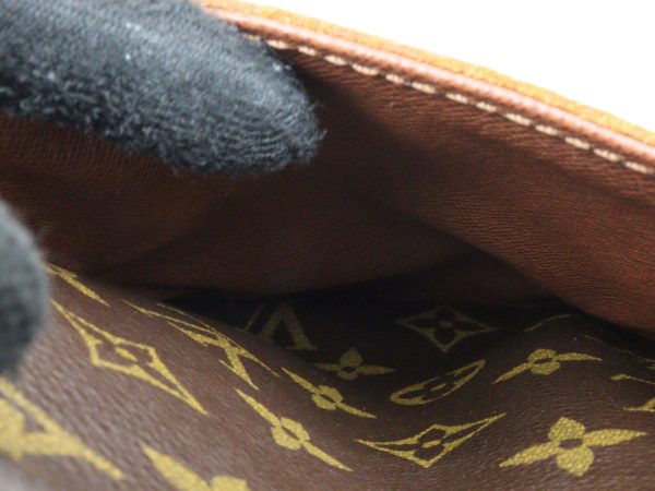 imgrc0094861302 Louis Vuitton Danube Shoulder Bag Monogram Brown