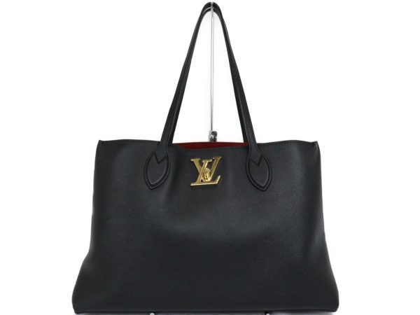 imgrc0094904060 Louis Vuitton Lock Me Shopper Tote Bag Noir Black