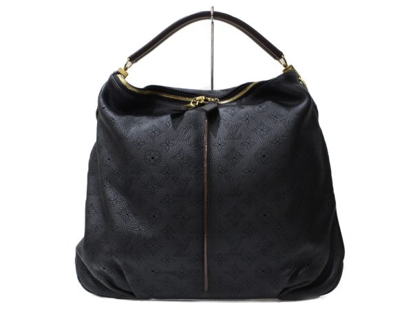 imgrc0095142955 Louis Vuitton Selene MM Shoulder Bag Noir Black