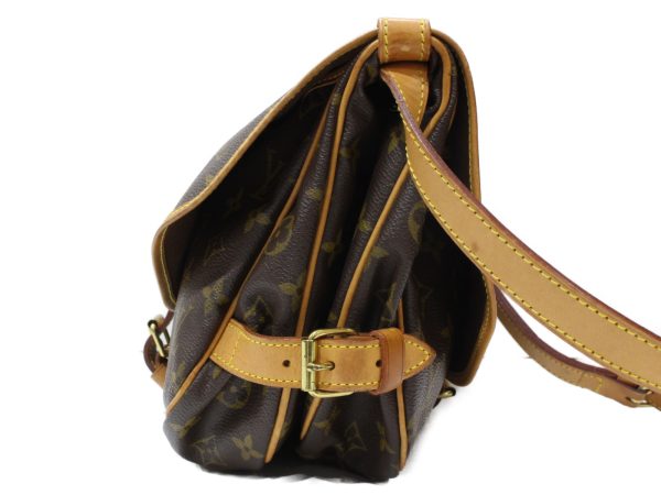 imgrc0095237891 Louis Vuitton Saumur 30 Shoulder Bag Brown