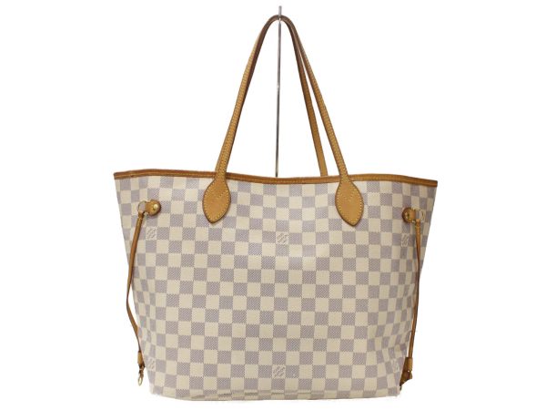 imgrc0095367366 Louis Vuitton Neverfull MM Tote Bag White