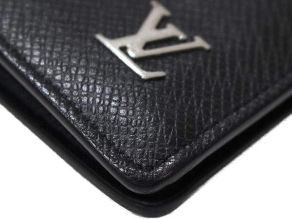 imgrc0095804167 Louis Vuitton Portefeuille Braza Wallet Black