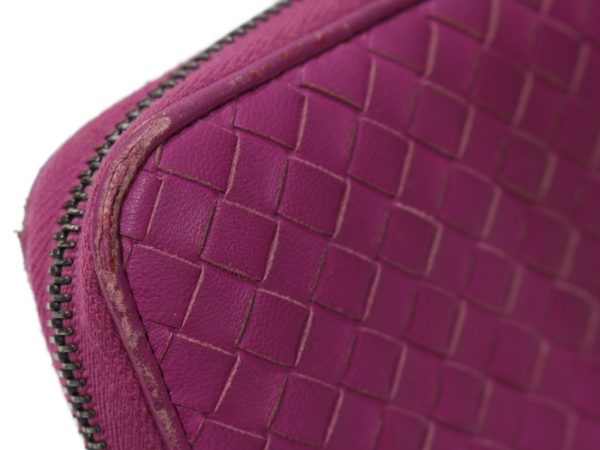 imgrc0096146982 Botteaga Veneta Round Zipper Wallet Purple Pink