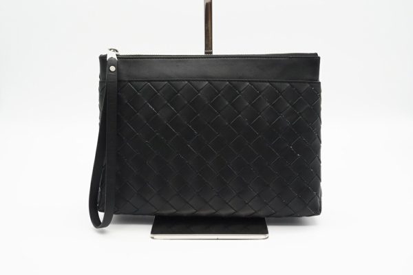 imgrc0096290746 Bottega Veneta Intrecciato Leather Clutch Bag Black