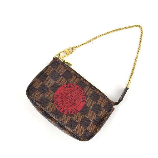 imgrc0097664601 Louis Vuitton Damier Mini Pochette Accessoire