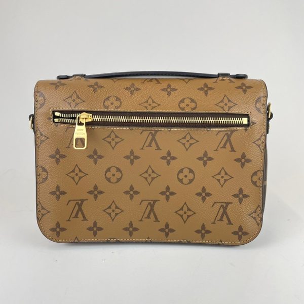 imgrc0106385526 Louis Vuitton Pochette Metis MM Bicolor Brown GHW