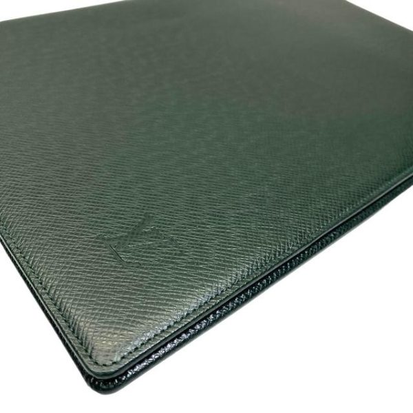 imgrc0115874070 Louis Vuitton Agenda Bureau Green