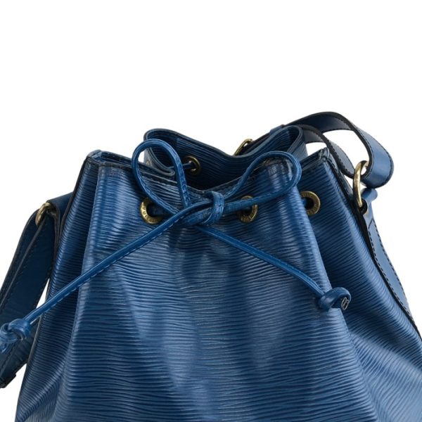 imgrc0119401995 Louis Vuitton Petit Noe Epi Shoulder Leather Drawstring Bag Blue