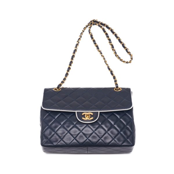 imgrc0124409809 Chanel Matelasse Bicolor Chain Lambskin Shoulder Bag Navy