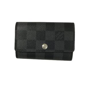 imgrc0150448570 Louis Vuitton Discovery Bum Bag Black