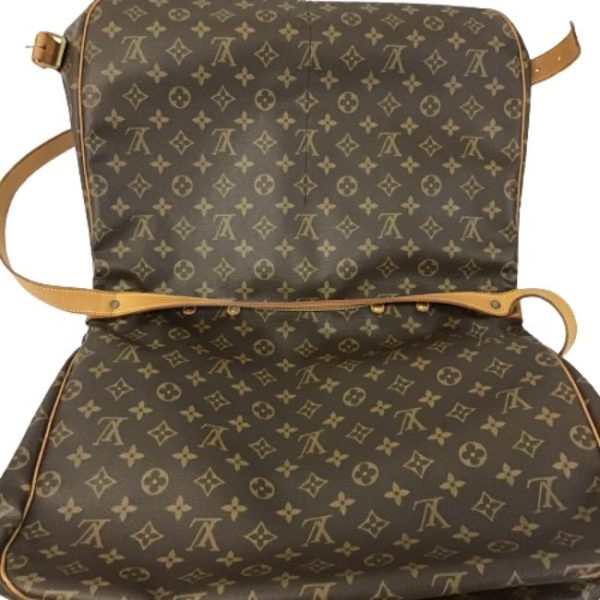 imgrc0160363573 Louis Vuitton Saumur 43 Monogram Shoulder Brown