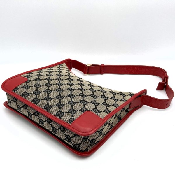 it03qlm00m54 3 Gucci GG Canvas Shoulder Bag Red