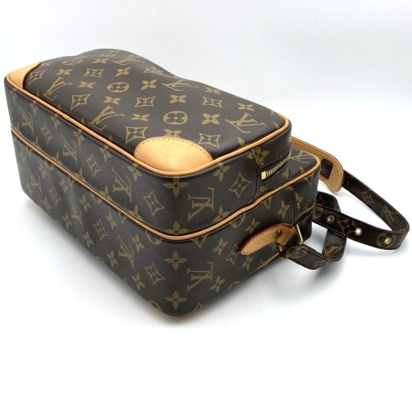 it0kahl1y2fk 4 Louis Vuitton Nile Shoulder Bag Crossbody Brown Monogram