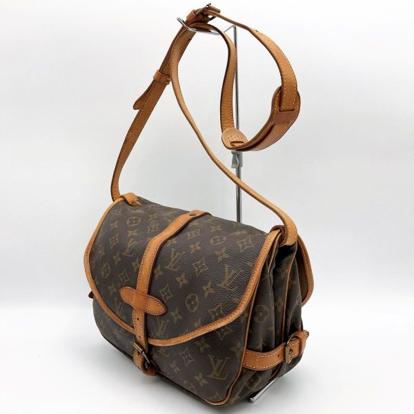 it1b0o3ob6j4 4 Louis Vuitton Saumur 30 Shoulder Bag Crossbody Monogram PVC Brown