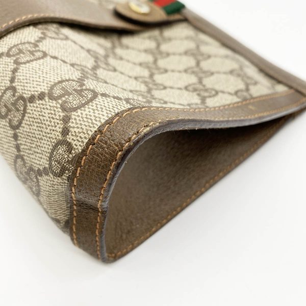 it6i3gojzc8s 4 Gucci Old Gucci Clutch Bag GG Supreme Sherry Line Brown