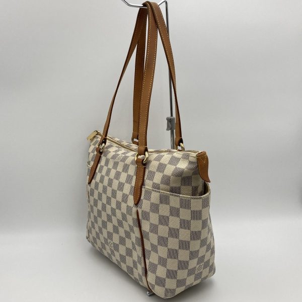 it6tu1v07yg4 4 Louis Vuitton Totally PM Tote Bag Shoulder Bag Damier Azur PVC White