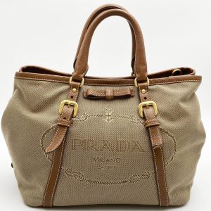 itbigf1ciuak 1 Louis Vuitton Pochette Clad Second Bag Epicea Taiga