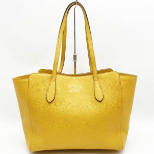 itdgh96q7i8s 1 Fendi Zucca Pattern Tote Bag