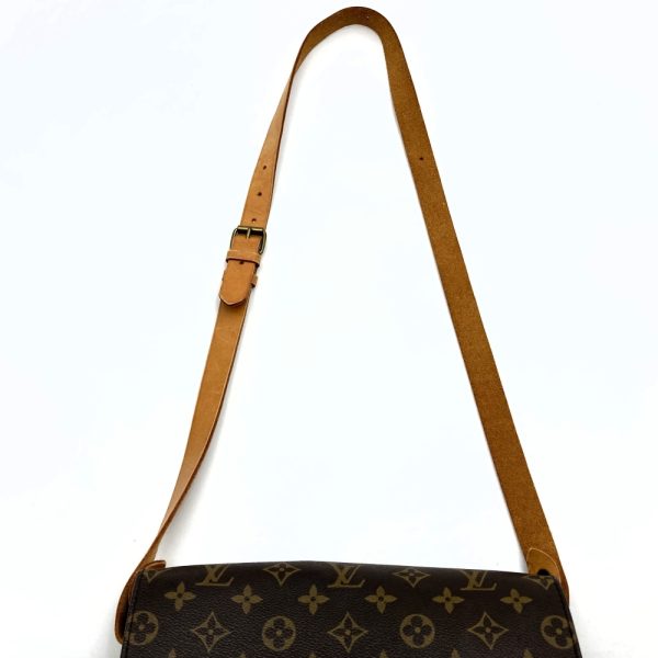 itf4zbuxfw2q 6 Louis Vuitton Cartesier MM Shoulder Bag Crossbody Monogram Brown