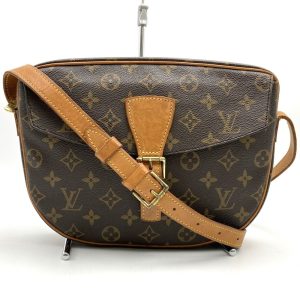 itgs5u4eklnu 3 Louis Vuitton Danube Shoulder Bag Monogram Brown