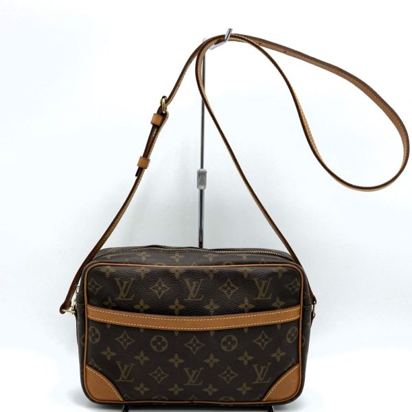 itnd0wjccxby 1 Louis Vuitton Trocadero 27 Shoulder Bag Crossbody Monogram Brown