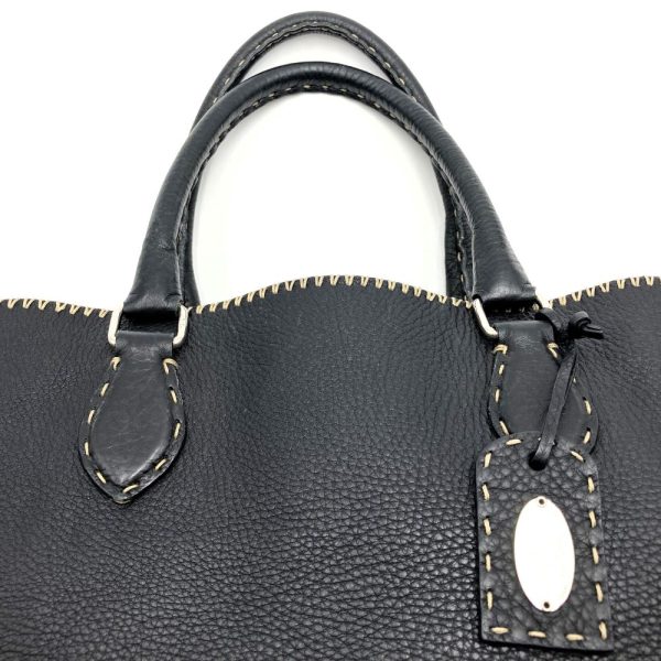 itqquswf54e8 5 Fendi Selleria Leather Hobo Bag Black