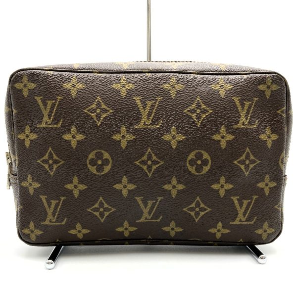 itt08vpe5mbw 1 Louis Vuitton True Toilet Pouch Monogram PVC Brown