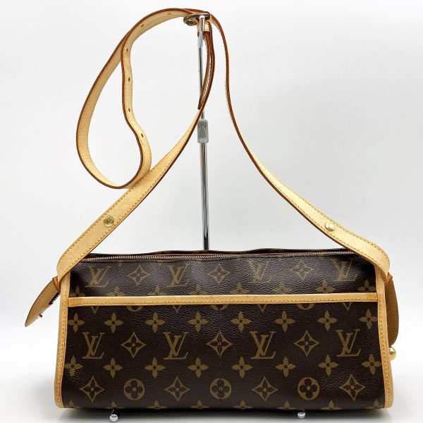 itvaqt0tr0wq 2 Louis Vuitton Popincourt Monogram Shoulder Bag Brown