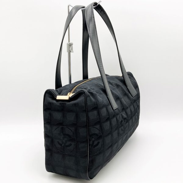 itvfs3ia3jcn 3 Chanel New Travel Line Nylon Tote Bag Black