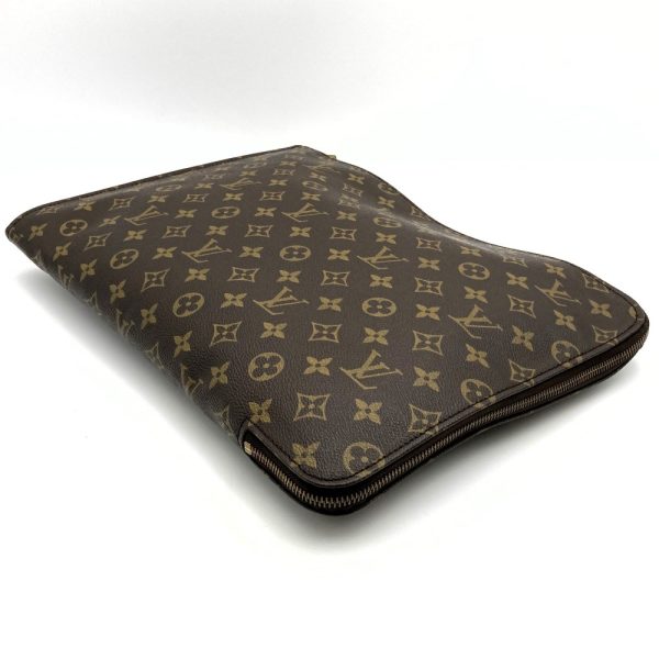 itz43zyr8y1o 3 Louis Vuitton Poche Documentant Clutch Bag Monogram Brown