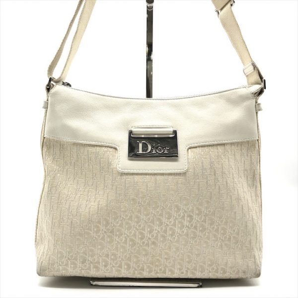 k1704 1 Christian Dior Trotter Street Chic Leather Shoulder Bag White