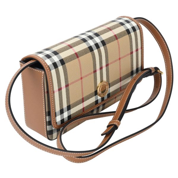 k360421 02 05 Burberry Flap Hampshire Check Leather Clutch Bag Beige