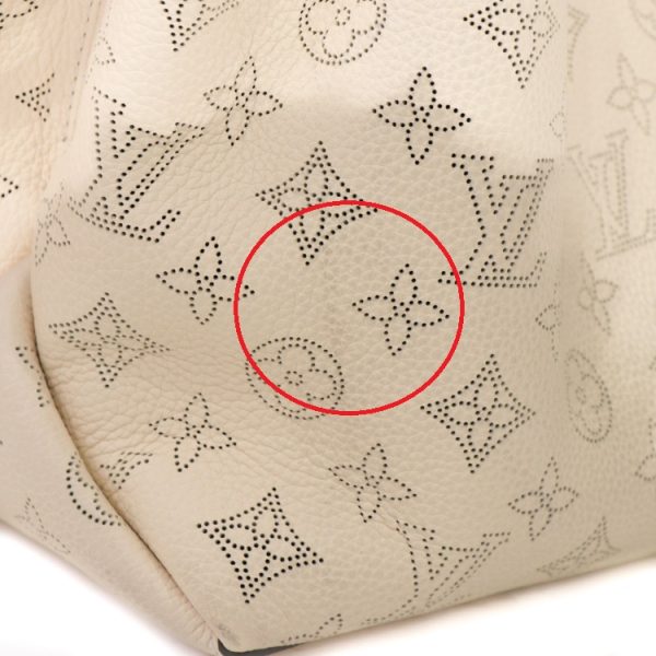 km23 0307 15 Louis Vuitton Mahina Bella Tote Bag Crème Beige