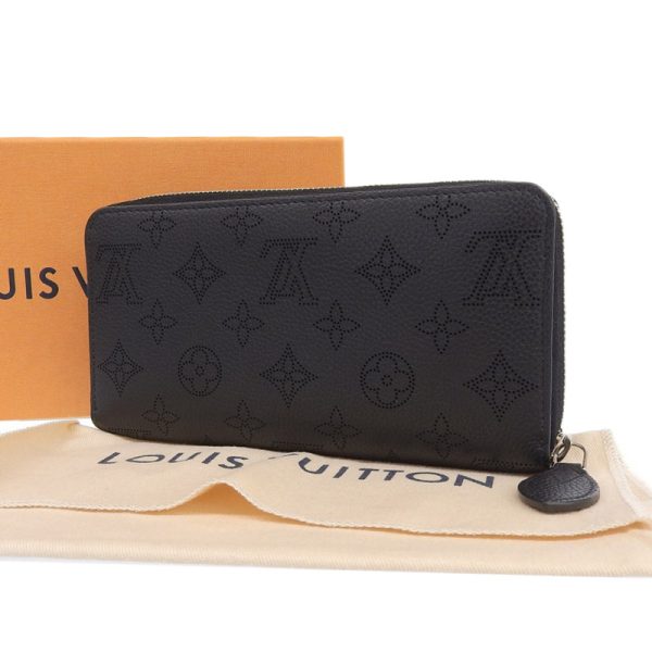 lv1341 2 Louis Vuitton Mahina Zippy Wallet Round Zipper Long Wallet Noir