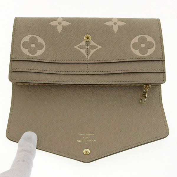 lv1378 4 Louis Vuitton Bicolor Monogram Empreinte Portefeuille Sarah Tourtrail Crème