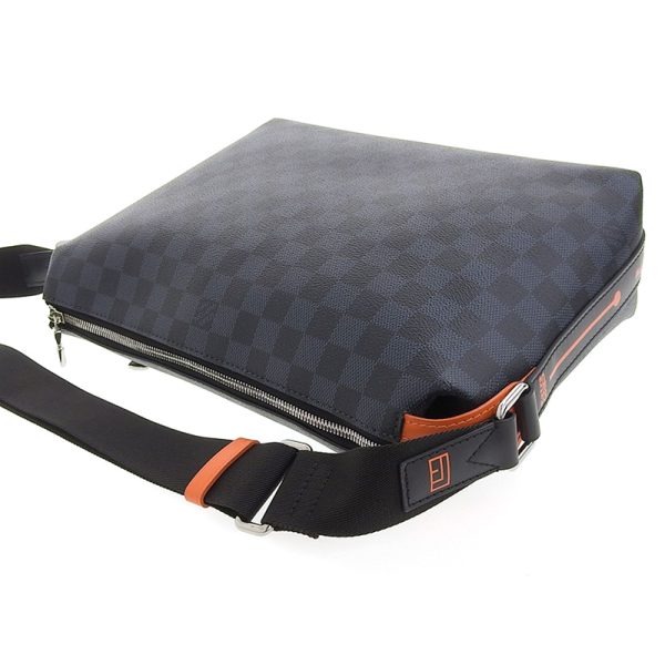 lv1405 4 Louis Vuitton Damier Cobalt Discovery Messenger Shoulder Bag in Damier Cobalt