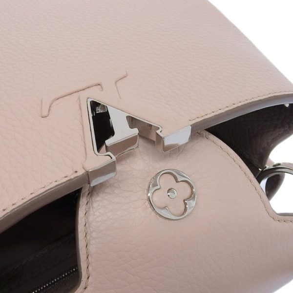 lv1408 5 Louis Vuitton Capucines Shoulder Bag in Taurillon Magnolia