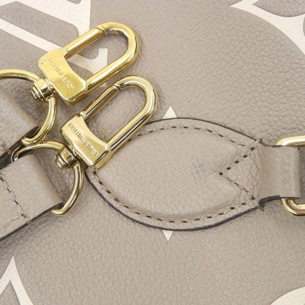 lv1442 4 Louis Vuitton Bag Tourtrail Creme