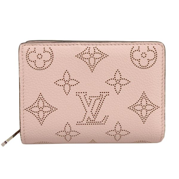 lv1450 1 Louis Vuitton Mahina Compact Wallet Magnolia